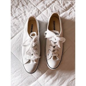 Converse Chuck Taylor Women’s Low Top - Canvas